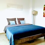 Dell'arte Guest house